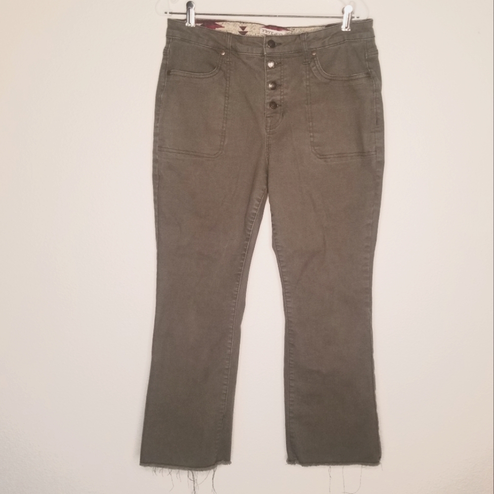 Frye and Co raw hem button fly high rise olive green jeans 14 western